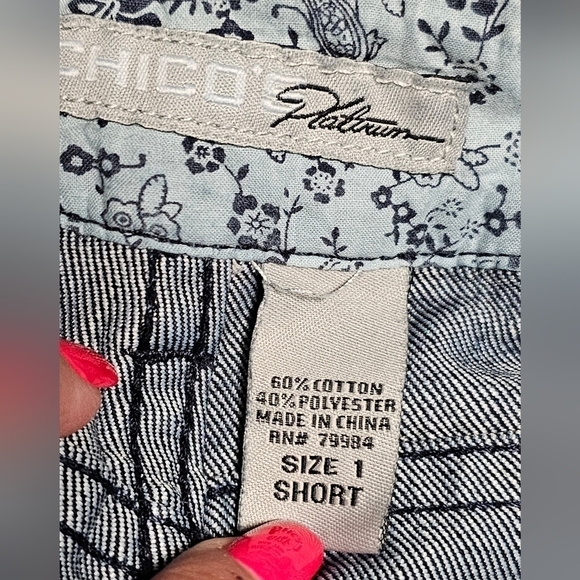 Chicos Platinum jeans sz 1 (8) - Picture 4 of 6